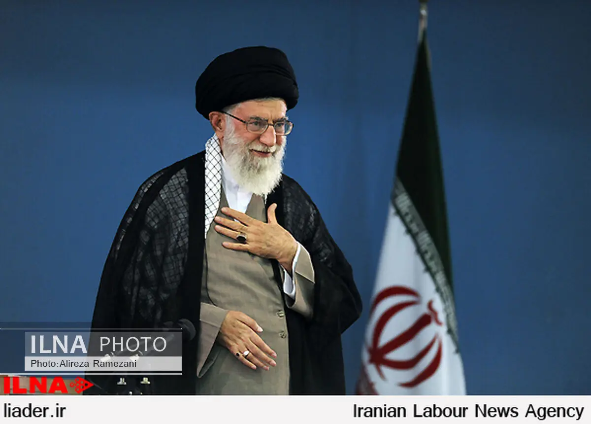 پخش دیدار جمعی از خانواده‌های شهدا با رهبر انقلاب