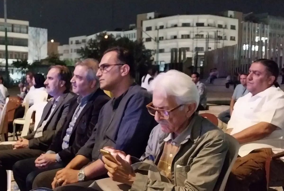 معاون امور هنری وزیر فرهنگ از آثار بخش میدانی جشنواره «روایت علوی» دیدن کرد