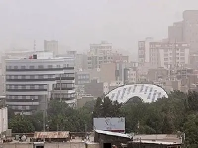 آلودگی هوای اراک مسئله‌ای تک‌بعدی نیست / منابع مختلفی در شکل‌گیری آلاینده‌ها نقش دارند