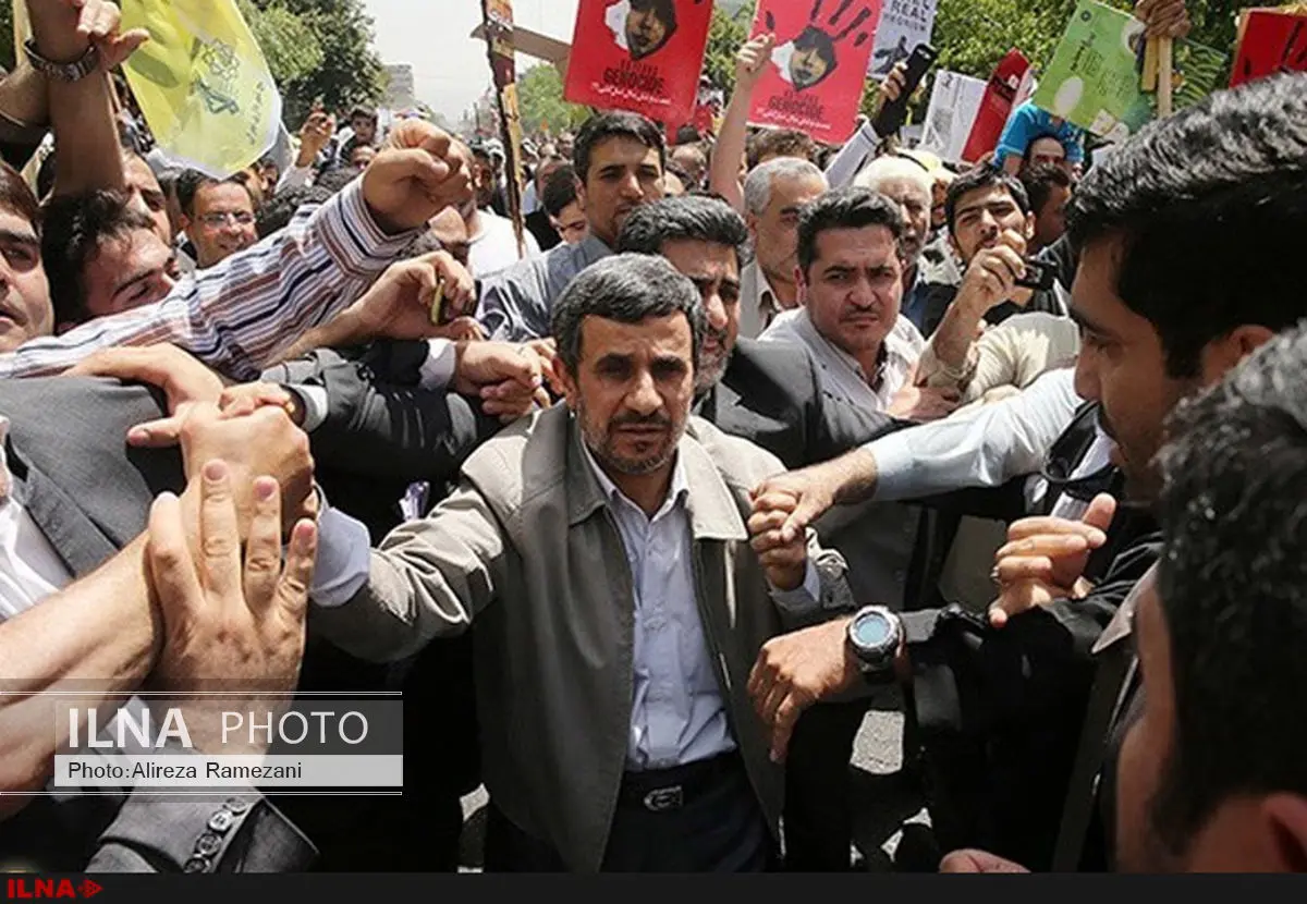 حضور احمدی نژاد در راهپیمایی روز قدس