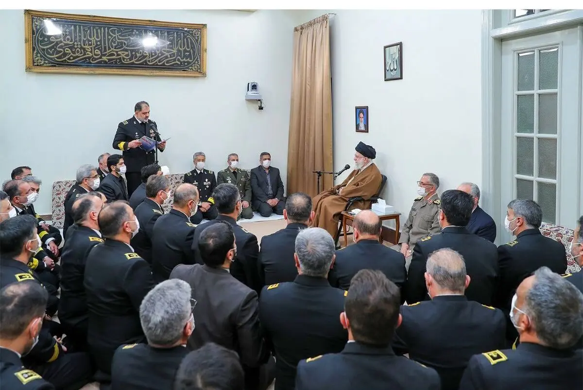 Supreme Leader terms Army Navy as Iran's great capacity