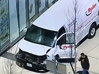 فیلم/دستگیری  مظنون حادثه تورنتو مقابل صرافی «تهران»