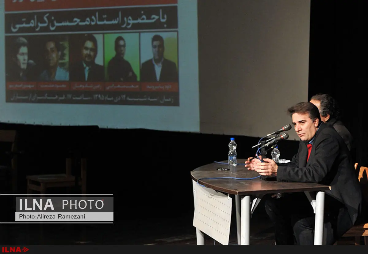 همۀ موجودیت آواز، جمله‌بندی است