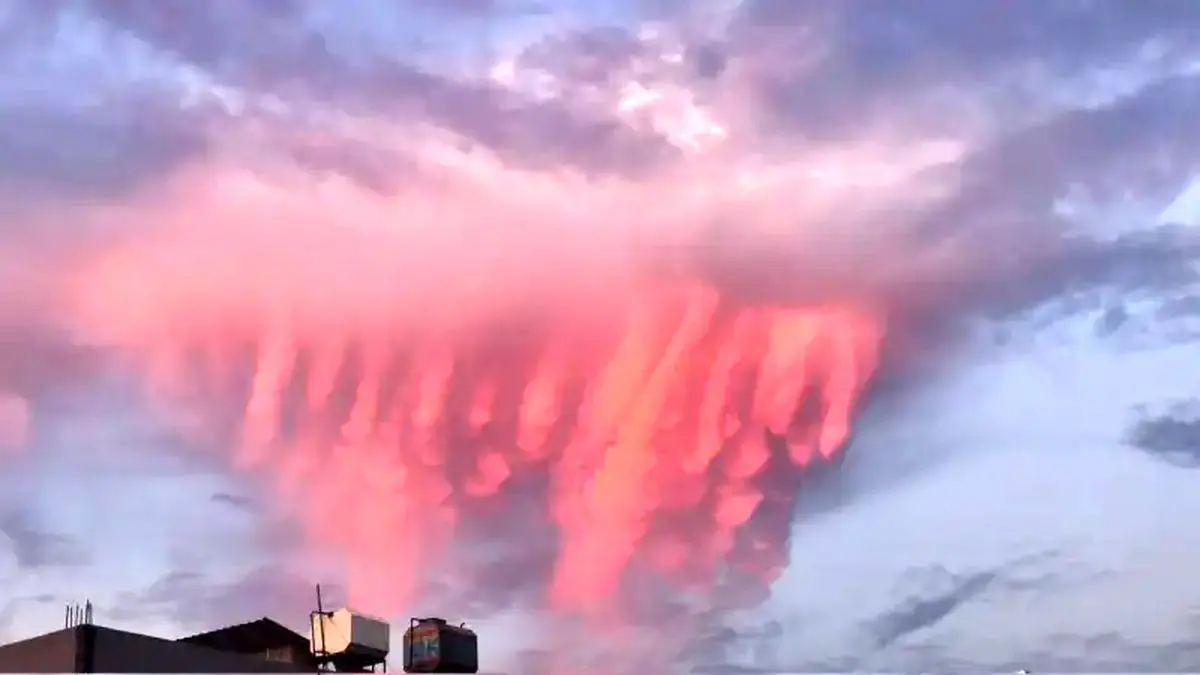 ابرهای عجیب ماموتی در ترکیه + عکس