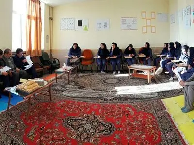 تجلیل استاندار آذربایجان‌غربی از دانش‌آموزان شین‌آبادی 
