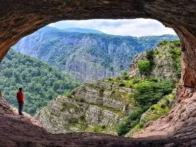 نشانه گذاری مسیر غار دربند رشی در رودبار