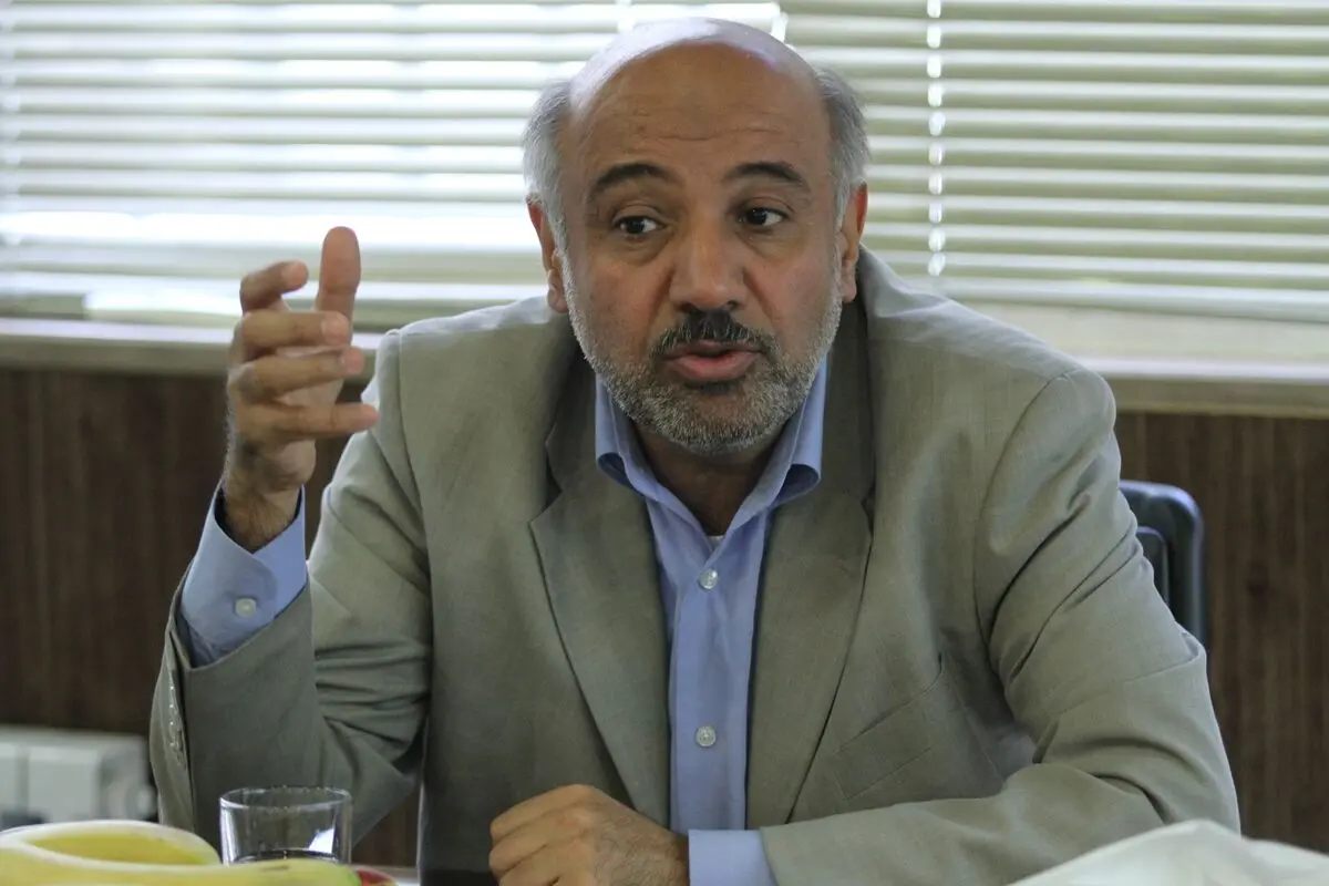 نیرویی که بوروکراسی و بخش خصوصی را در جایگاه خود می‌نشاند طبقه کارگر است/ تشکل‌های کارگری می‌توانند نظام تخصیص را اصلاح کنند