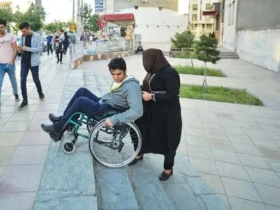 ضرورت مناسب سازی معابر سبزوار برای توان‌یابان