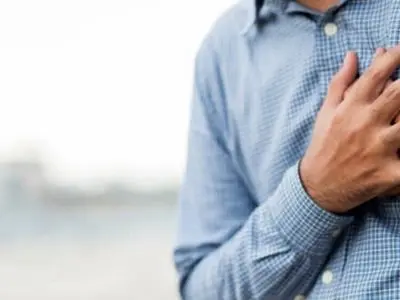 علت تپش قلب چیست؟؛ آیا ضربان قلب بالا نشانه بیماری قلبی است؟