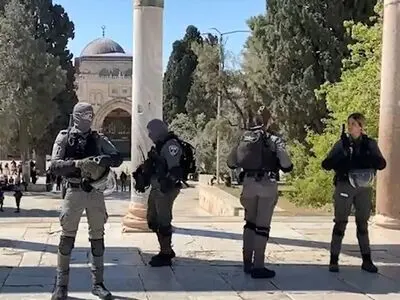 Israeli Moves at Al-Aqsa Could Drag Region into Religious War