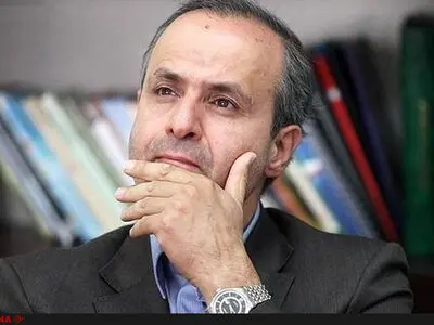 برای ایجاد فضای نقادانه در دانشگاه‌ها هنوز راه زیادی داریم/نسل جوان را نباید متوقف کنیم