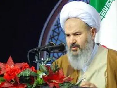 جمهوری اسلامی برای دفاع از مرزهای خود از کسی اجازه نمی‌گیرد
