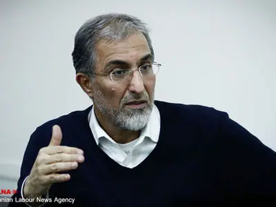دولت به هزینه-فایده دستمزد شایسته توجه کند/ ادامه وضعیت گذشته موجب بحران‌های شدید اجتماعی و سیاسی می‌شد