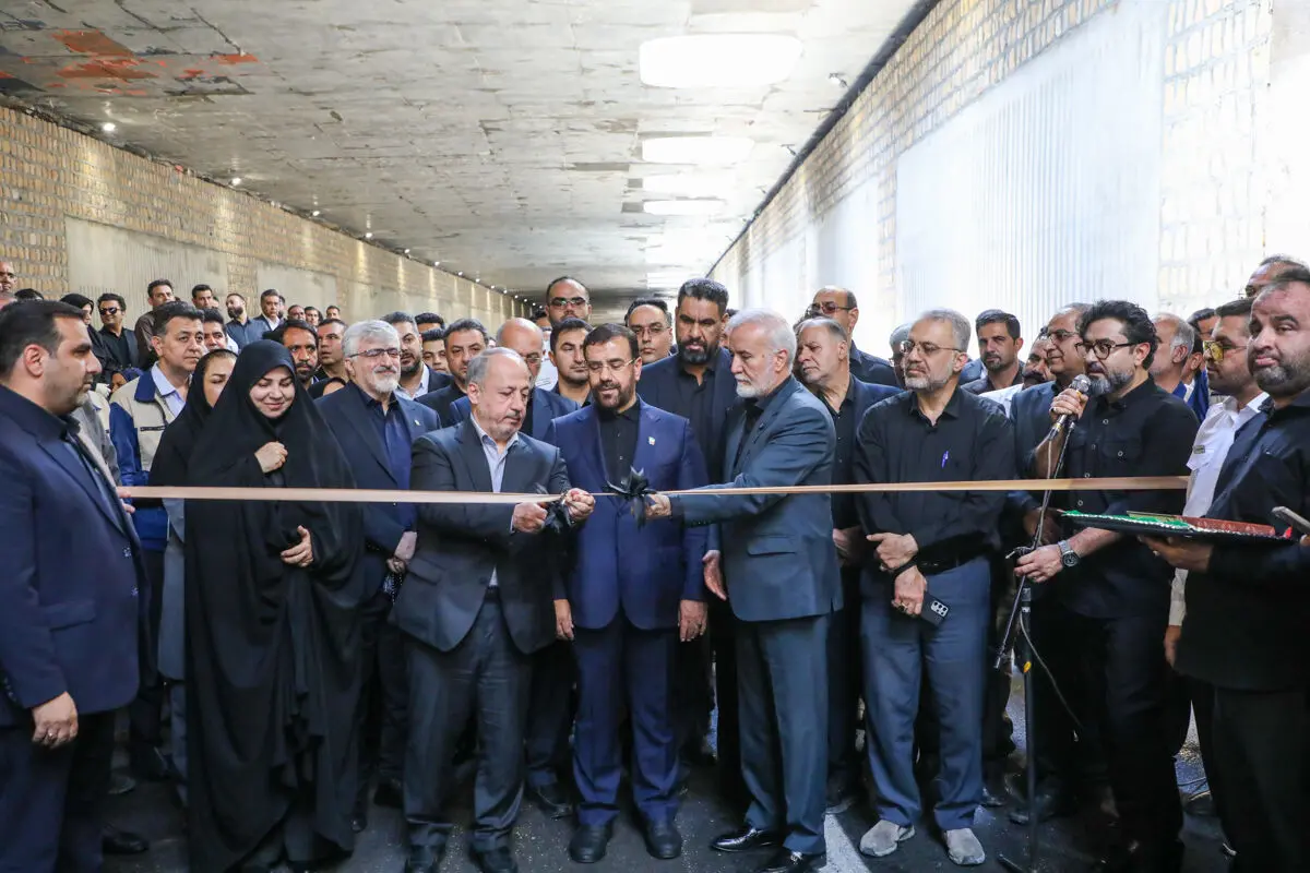 معاون وزیر کشور: شیراز از شاخص‌ترین شهرهای کشور در حوزه توسعه شهری است/ زیرگذر شهید فریدون عباسی بخشی از پازل توسعه گردشگری شیراز است