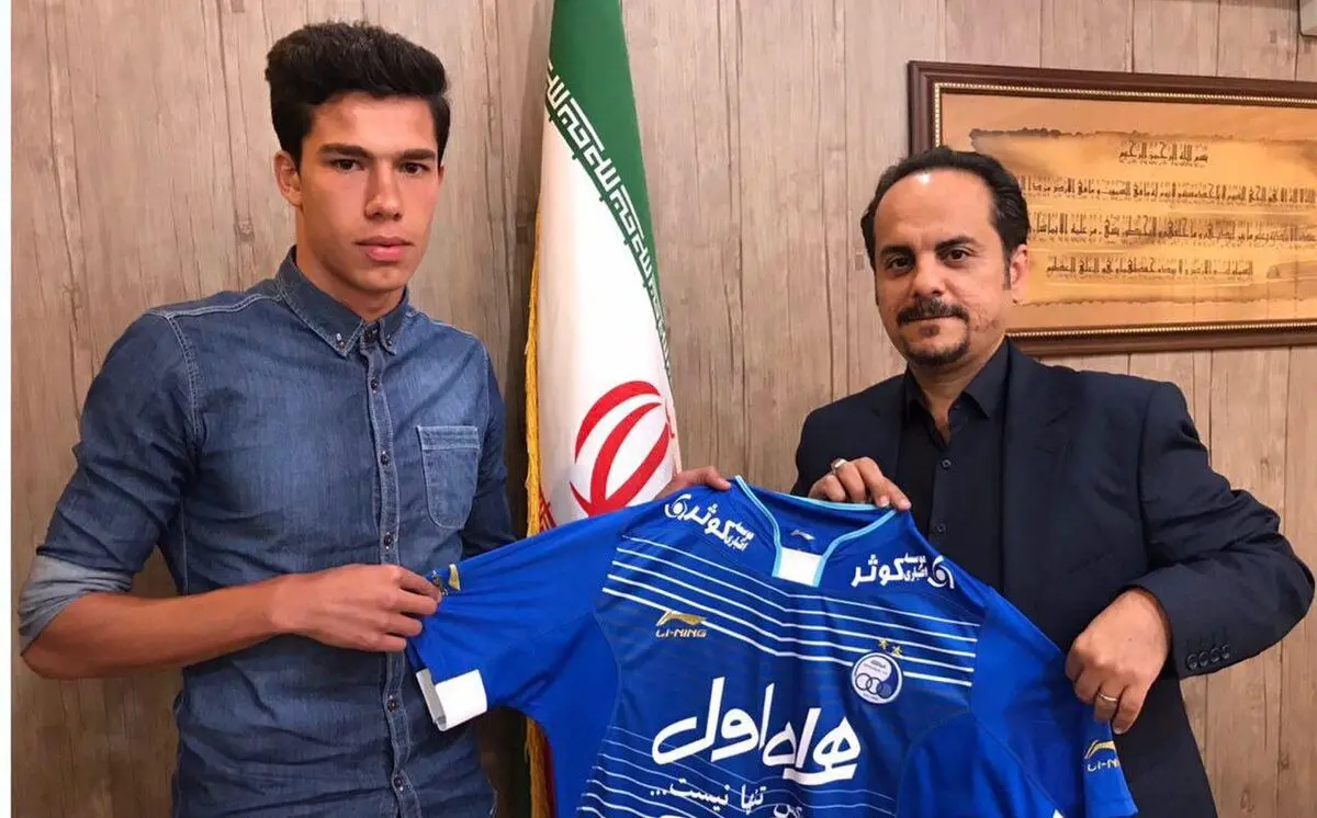 یک خیانت خاموش؛ ستاره جوان پرسپولیس به استقلال پیوست