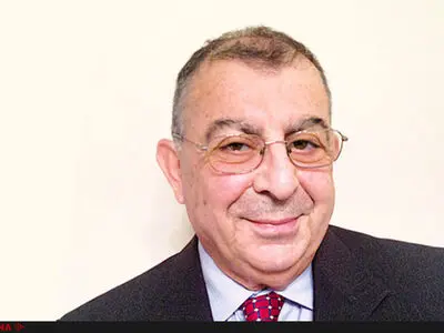 بازار ثانویه ساختار نادرست را اصلاح نمی‌کند/ چاره ایران تشکیل بورس ارز است/ بودجه ارزی و ریالی جداگانه تدوین شود