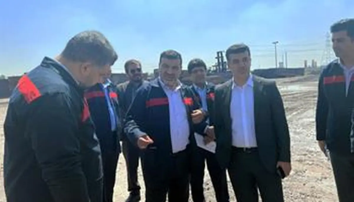 زمان‌پور: تحقق شعار سال یک تکلیف ملی است/ ظرفیت‌های فولاد اکسین خوزستان برای رشد تولید عملیاتی شود