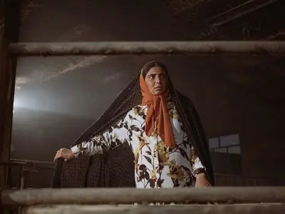 نخستین تصویر از لیندا کیانی در «ضد»/ قصه‌ای عاشقانه در التهابات تابستان ۶۰