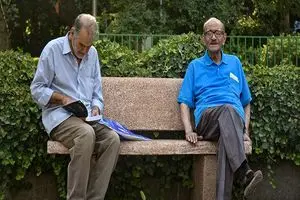 نحوه پذیرش اسناد درمانی بازنشستگان/ بیمه‌گر تکمیلی تغییر کرد