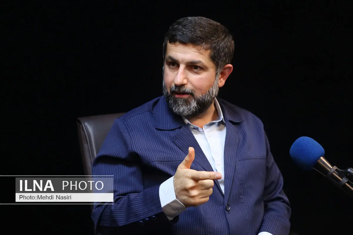 از کسانیکه سفر کاری چندروزه‌ام را به سوژه جنگ روانی تبدیل کردند، شکایت خواهم کرد