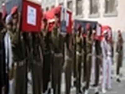 ۲۰ سرباز یمنی توسط افراد مسلح کشته شدند
