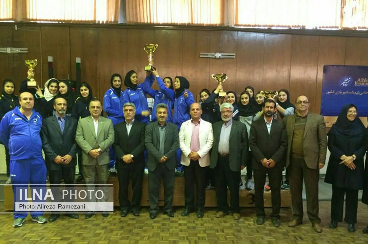 بانوان اسلحه سابر آذربایجان غربی سوم شدند