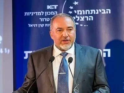 لیبرمن خواستار خروج ‌ارتش اسرائیل از غزه شد

