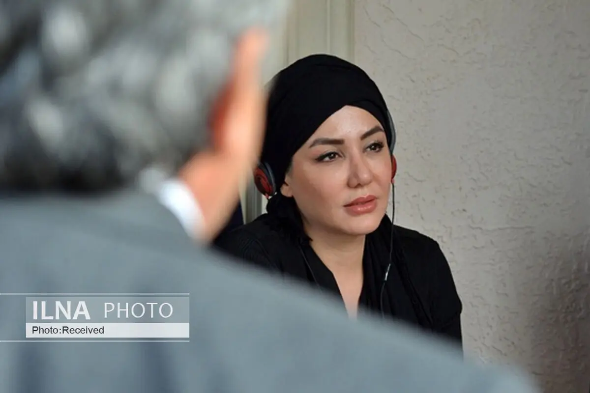 جزئیات فیلمسازی در آمریکا برای یک کارگردانِ زن از ایران/ جنگیدن برای برابری حقوق زن و مرد همه جای دنیا در جریان است/ در آمریکا که باشی حتی وزن کاغذ برای ارائه فیلمنامه مهم است