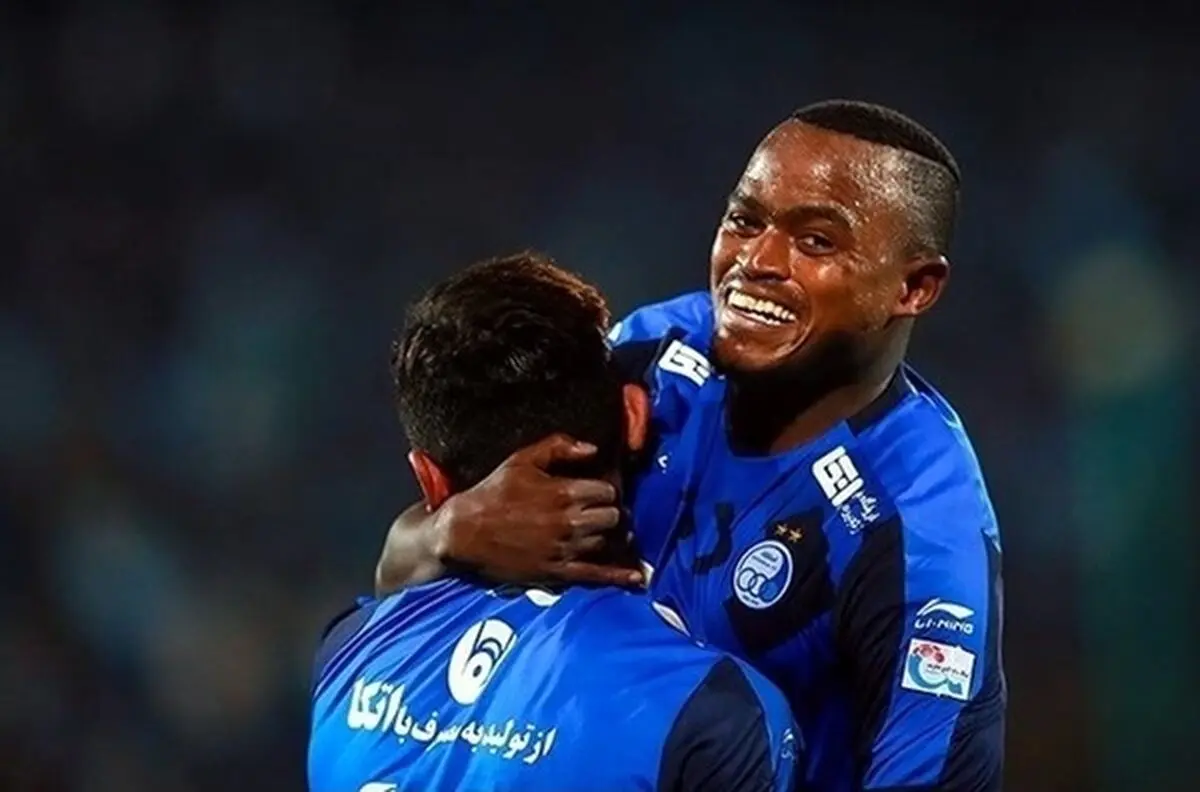 عکس عجیب ستاره استقلال با پیراهن الهلال