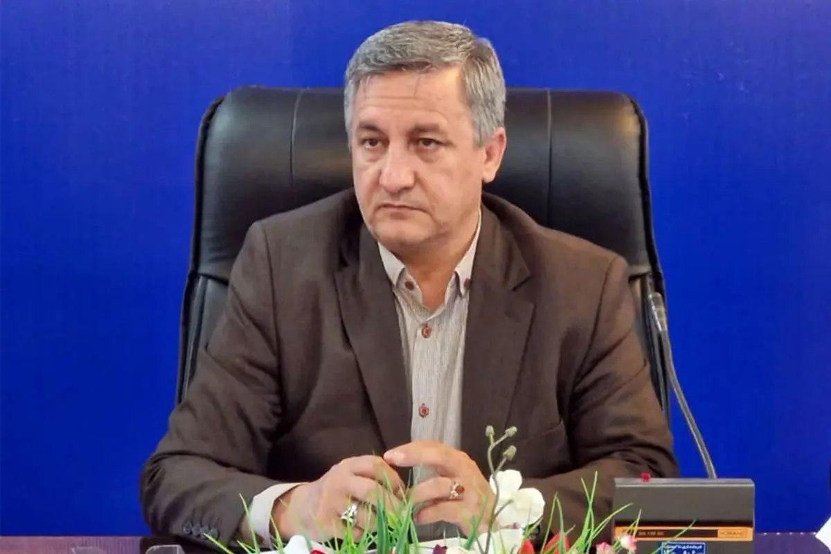 وضعیت فروشگاهها و نانواییهای تاکستان به حالت عادی بازگشت