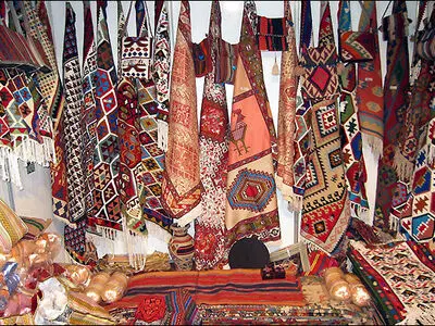 احیای رشته‌های صنایع دستی منسوخ شده اولویت میراث فرهنگی اردبیل است