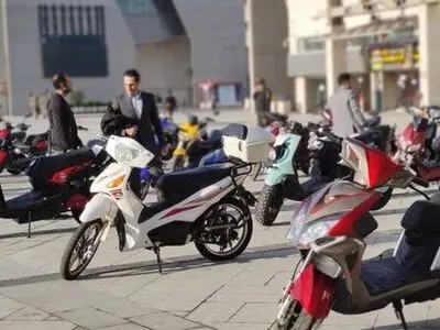 عدم تخصیص ارز از سوی دولت برای خرید موتورسیکلت‌های برقی 


