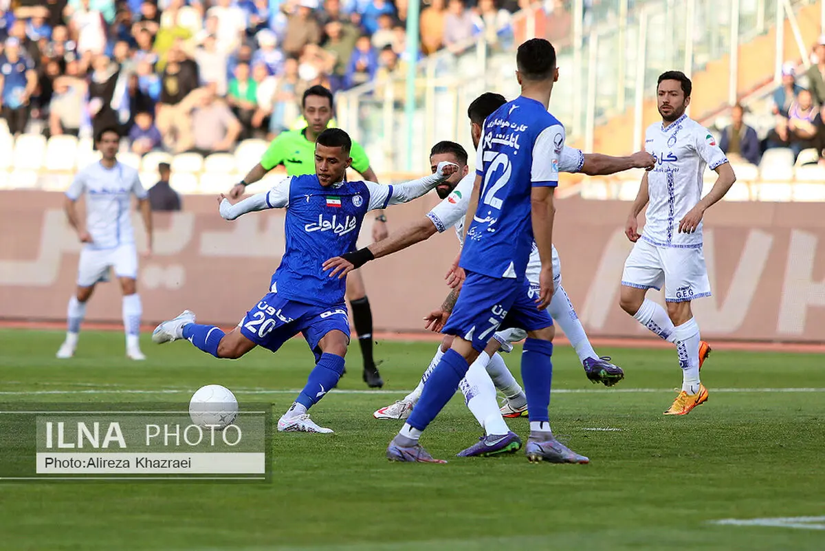  بیانیه باشگاه استقلال: گل گهر به دنبال شکستن رکورد بیانیه است/ اشتباهات داوری نبود، صدرنشین لیگ بودیم 