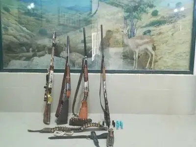 کشف و ضبط ۲۰ قبضه سلاح شکاری در شهرستان صومعه‌سرا 