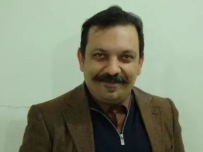 نقطه قوت جشنواره امسال نظم است/ برای تولید تئاتر ملی باید در فرم اتفاقات جدیدی را رقم بزنیم