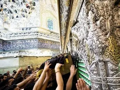 پیکر همسر آیت الله سیستانی در کربلای معلی تشییع شد + تصاویر