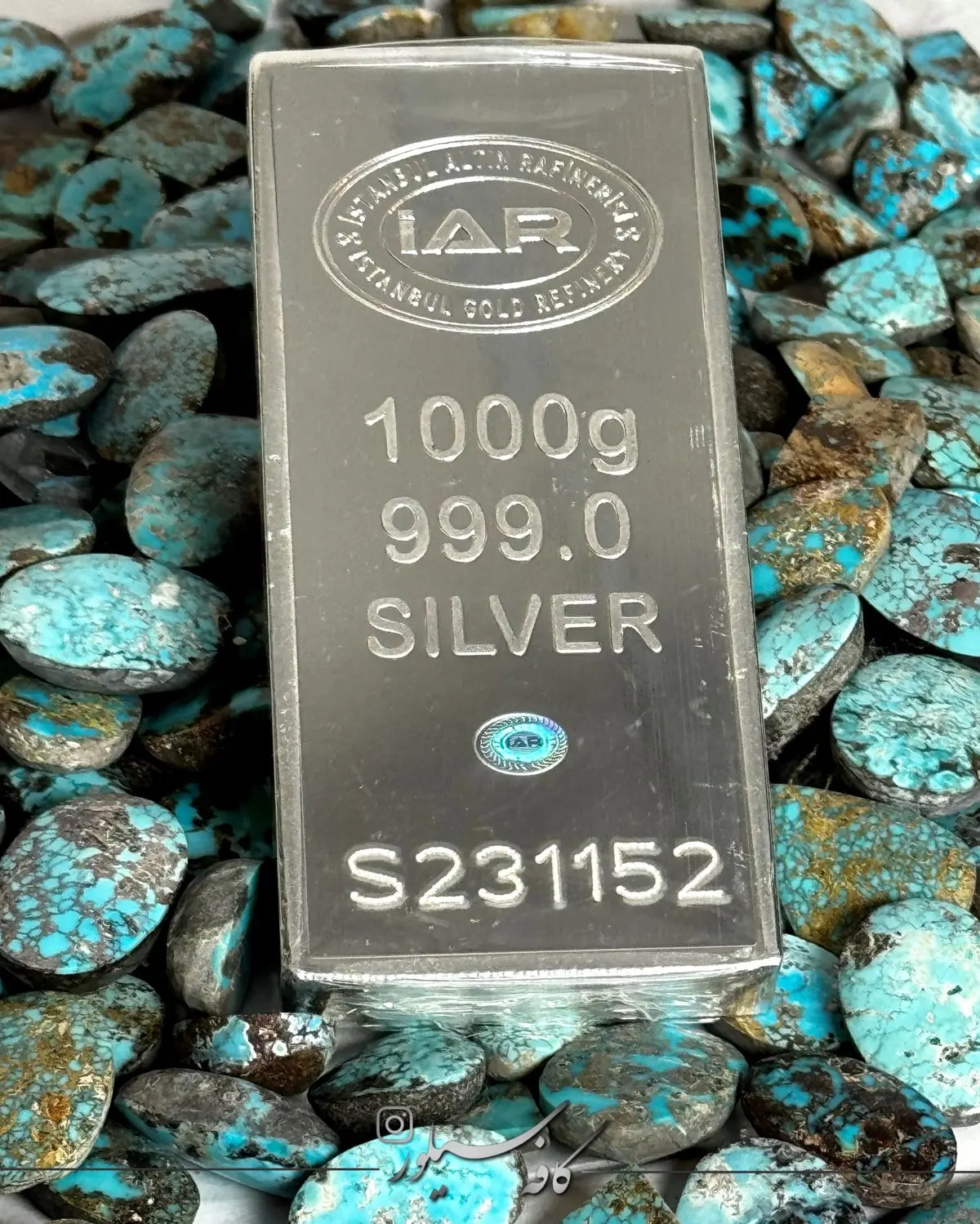 چرا باید اونس جهانی نقره را به همراه قیمت بازار چک کنید؟