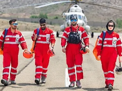 بارش رگباری و وزش شدید باد در ۱۷ استان/ آماده‌باش هلال‌احمر