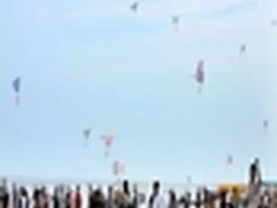 برگزاری همایش استانی پرواز بادبادک‌ها در لنگرود