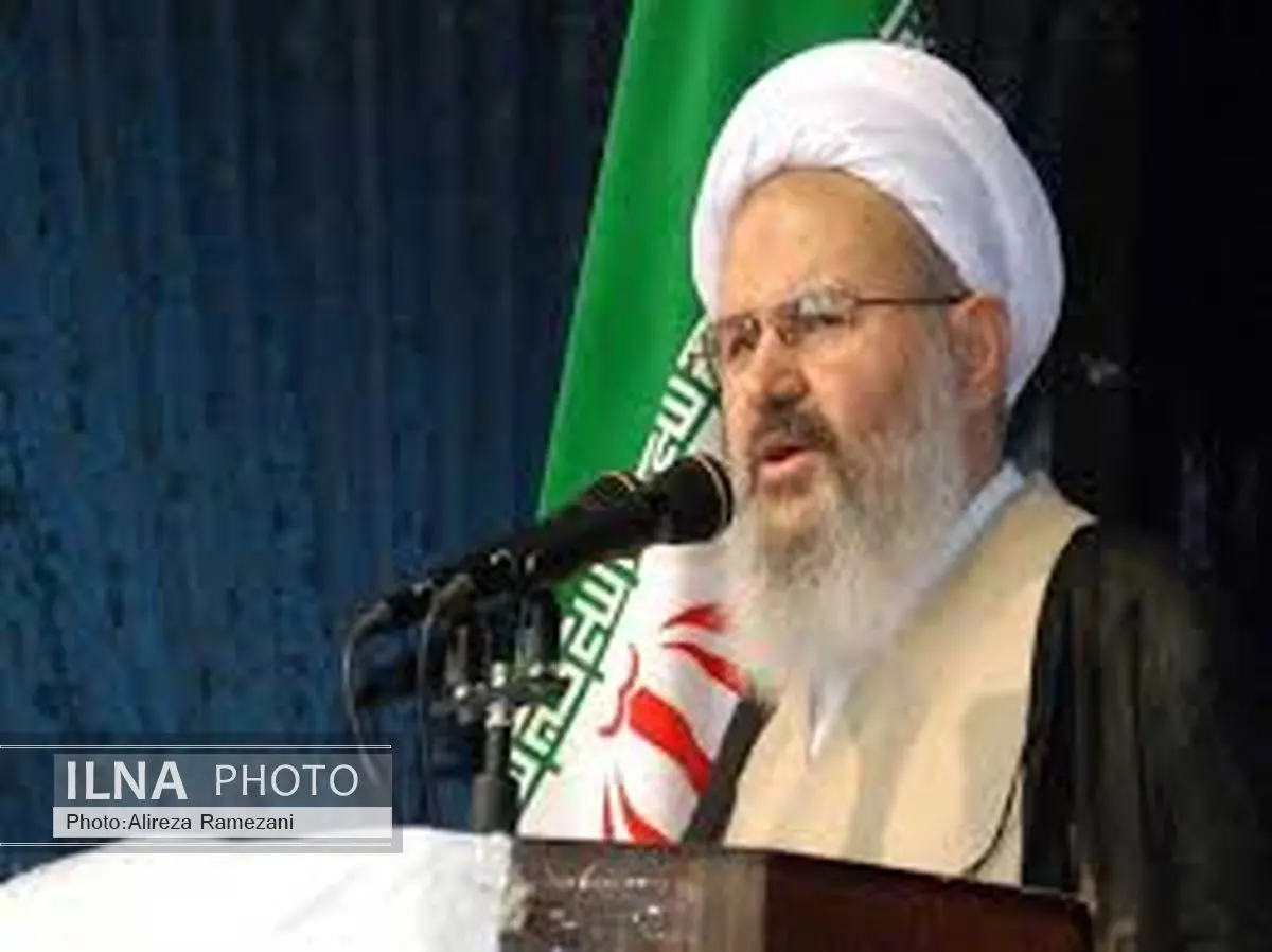 ابعاد شخصیت امام در حوزه‌ها و دانشگاه‌ها تحلیل شود