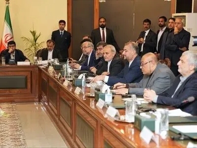 موضوع تبادل زندانیان و آزادی عابرین غیرمجاز میان تهران و اسلام‌آباد باید به نتیجه برسد
