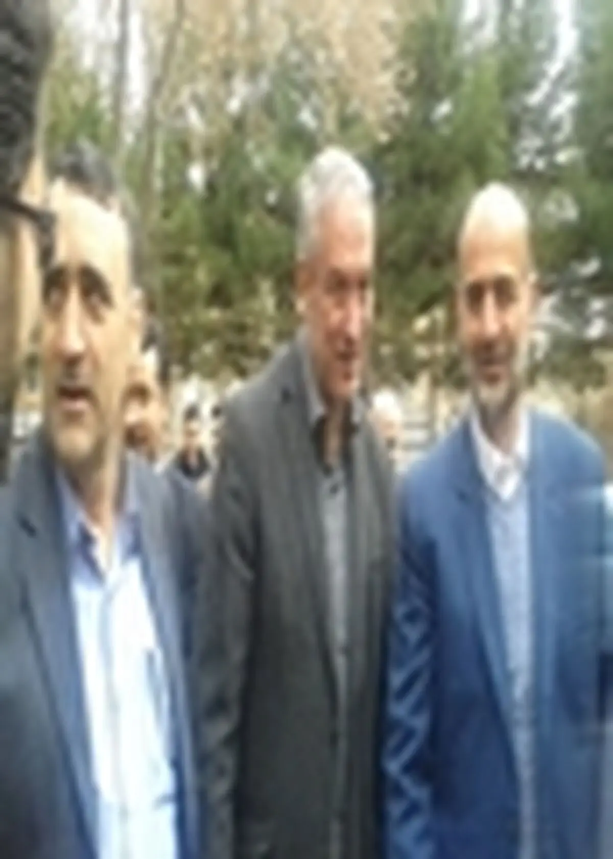 فشارهای ورزش را بخاطر جوانان تحمل می‌کنم