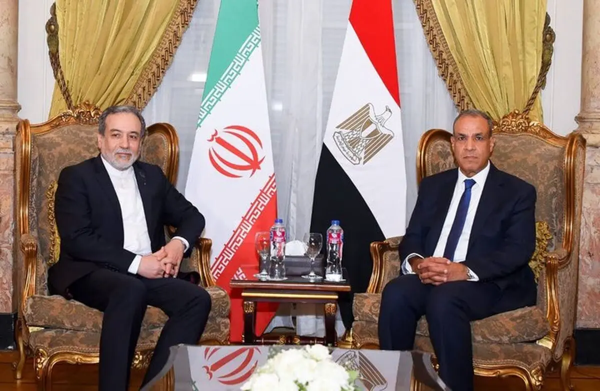 وزير الخارجية الإيراني في القاهرة