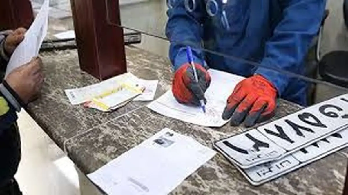 ترکش‌ها به مراکز تعویض پلاک هم اصابت کرد، اما ارائه خدمات متوقف نشد 