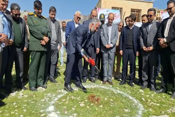 شروع عملیات اجرایی بزرگترین نیروگاه خورشیدی کهگیلویه و بویراحمد در روستای دیلِ گچساران 