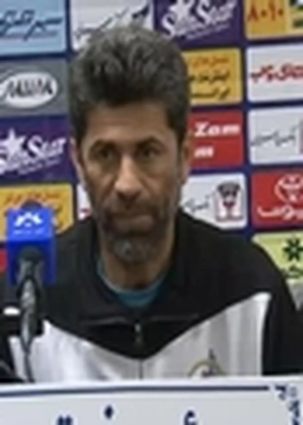 مکوندی از سرمربیگری نفت استعفا داد
