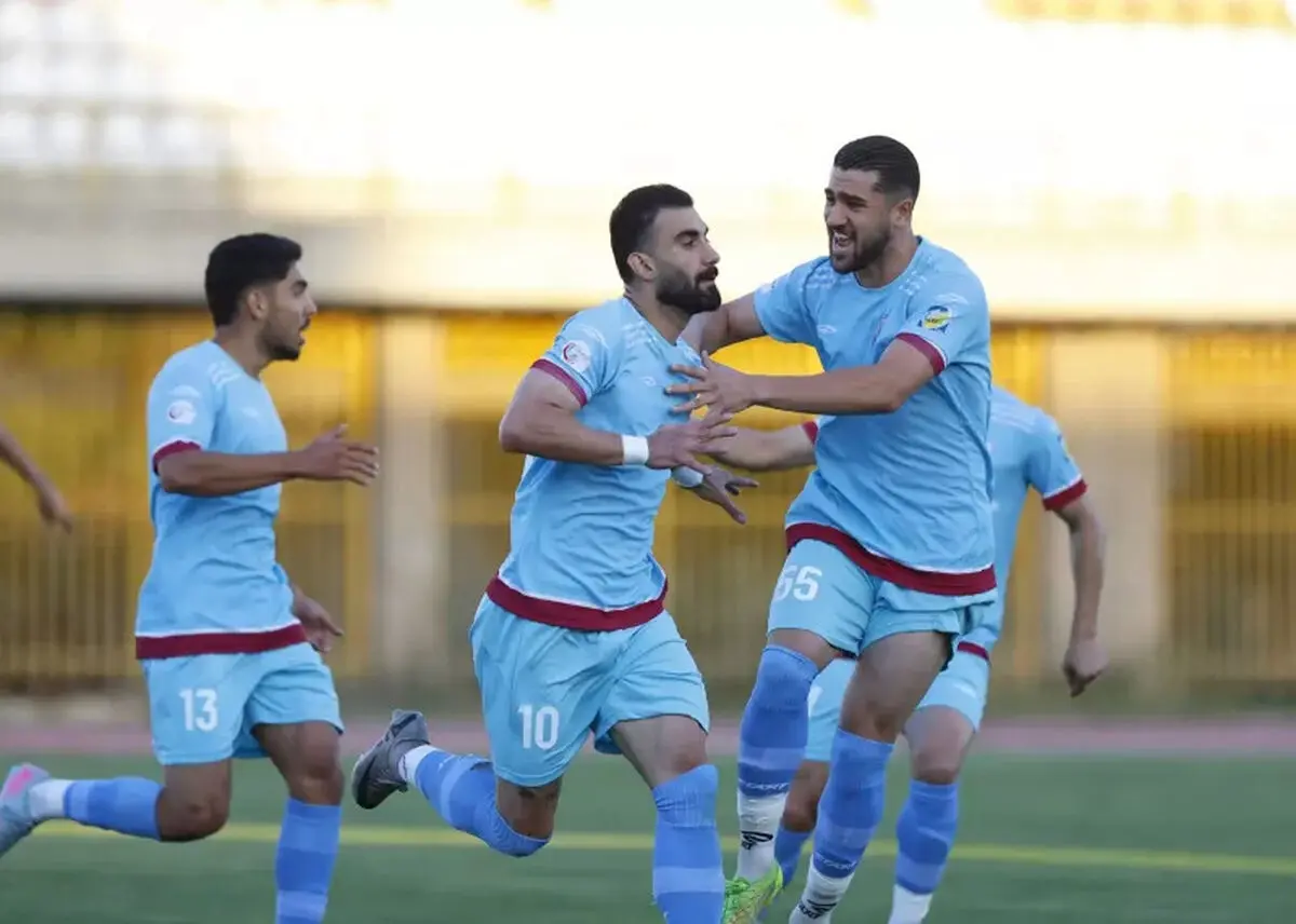جزیره 2 – فولاد ب 2؛ کامبک جنجالی فولاد ب کامل نشد