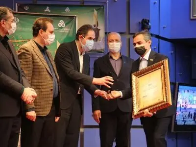 فولادسنگان موفق به دریافت تقدیرنامه یک ستاره تعالی سازمانی شد