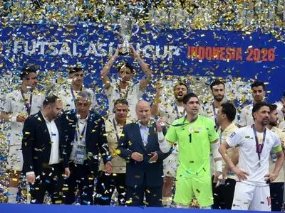 ویدیو: مراسم اهدای کاپ و مدال قهرمانی تیم ملی فوتسال