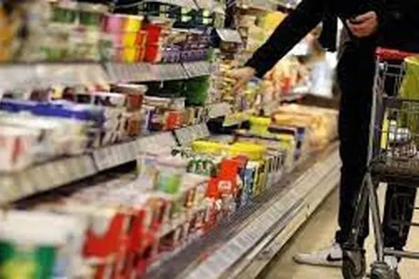 Iran’s annual inflation up 0.7% to 33.2% in April: SCI